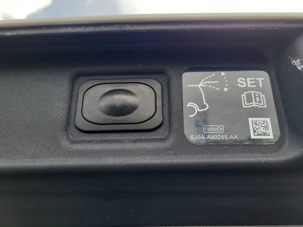 Certified 2025 Ford Mustang Mach-E Premium w/ Sport Appearance Package AWD/4WD image 8