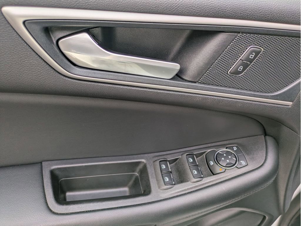 Certified 2024 Ford Edge SEL image 14