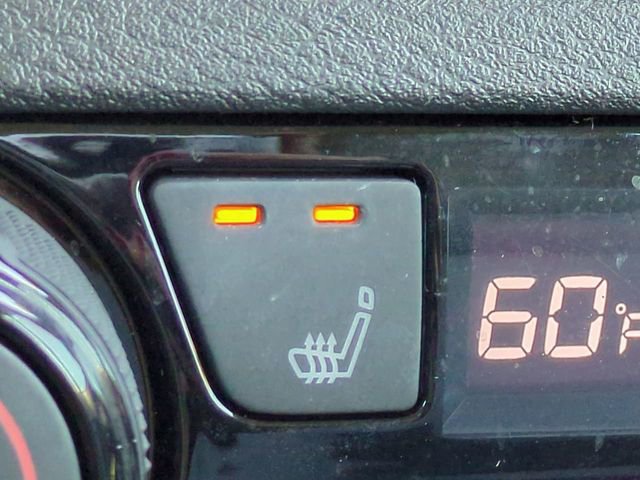 Used 2021 Nissan Kicks SR w/ SR Premium Package image 21