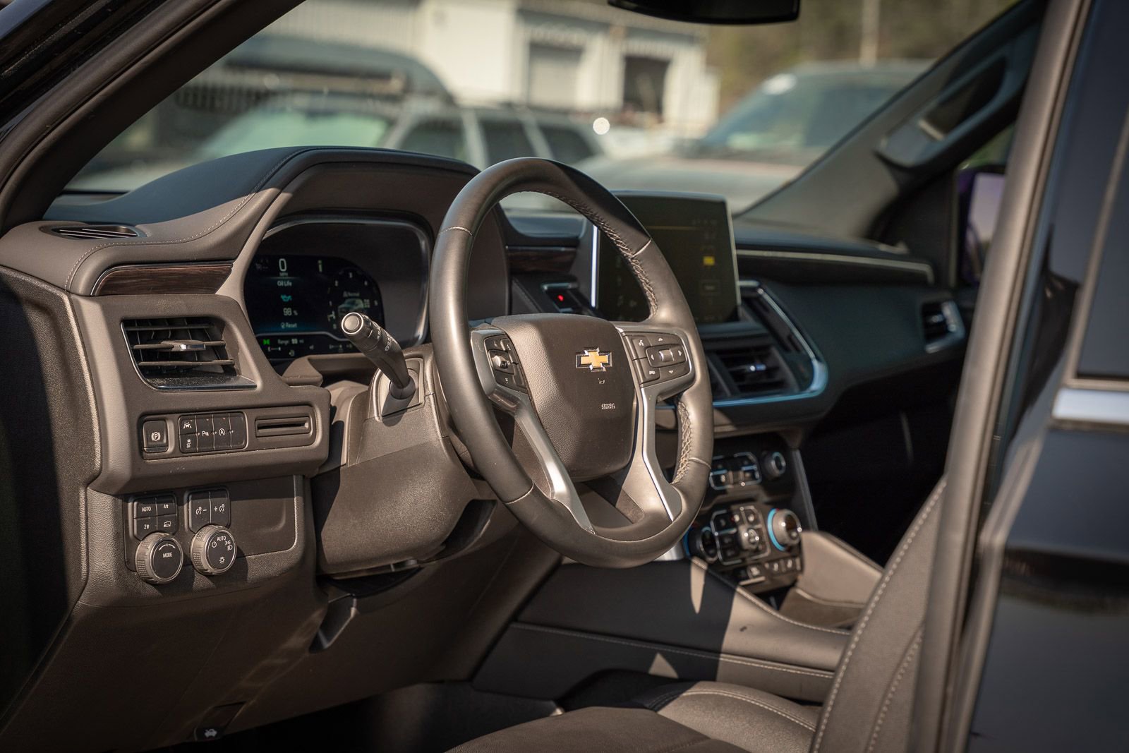 Used 2024 Chevrolet Tahoe LT image 21