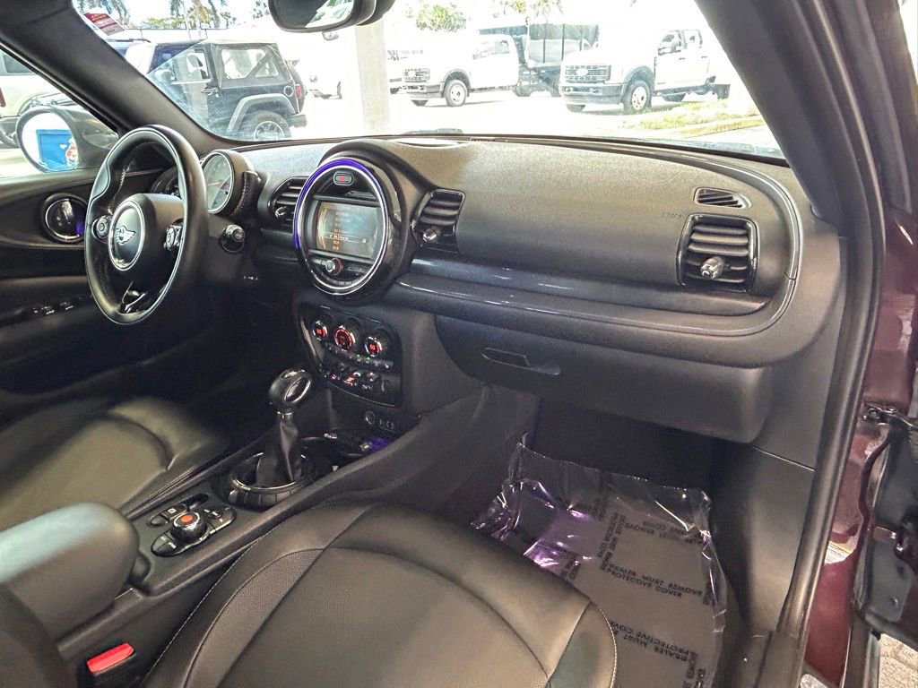 Used 2017 MINI Cooper Clubman FWD image 23