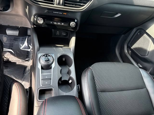 Certified 2025 Ford Escape ST-Line w/ Tech Pack #1 FWD image 18