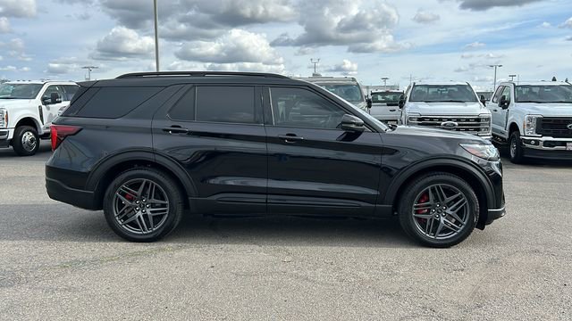 Certified 2025 Ford Explorer ST RWD image 2