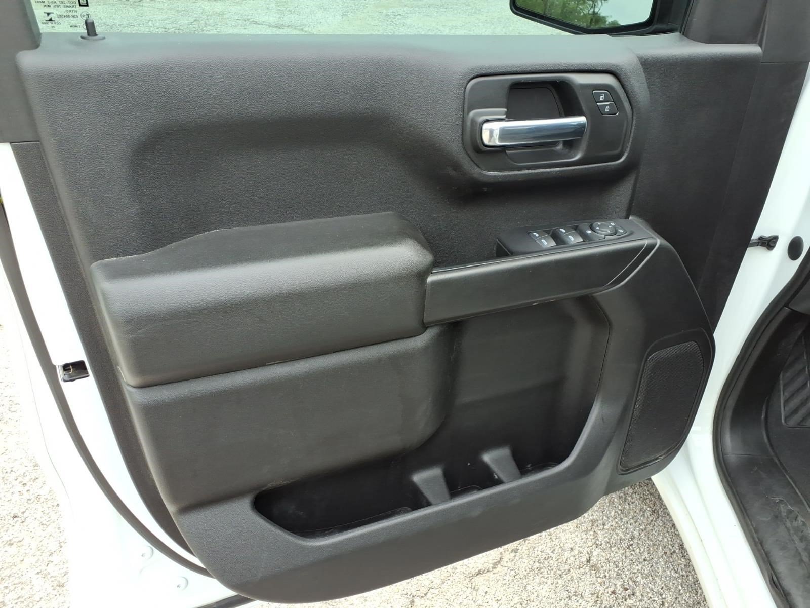 Used 2023 Chevrolet Silverado 1500 Custom w/ LPO, Dark Essentials Package RWD image 12