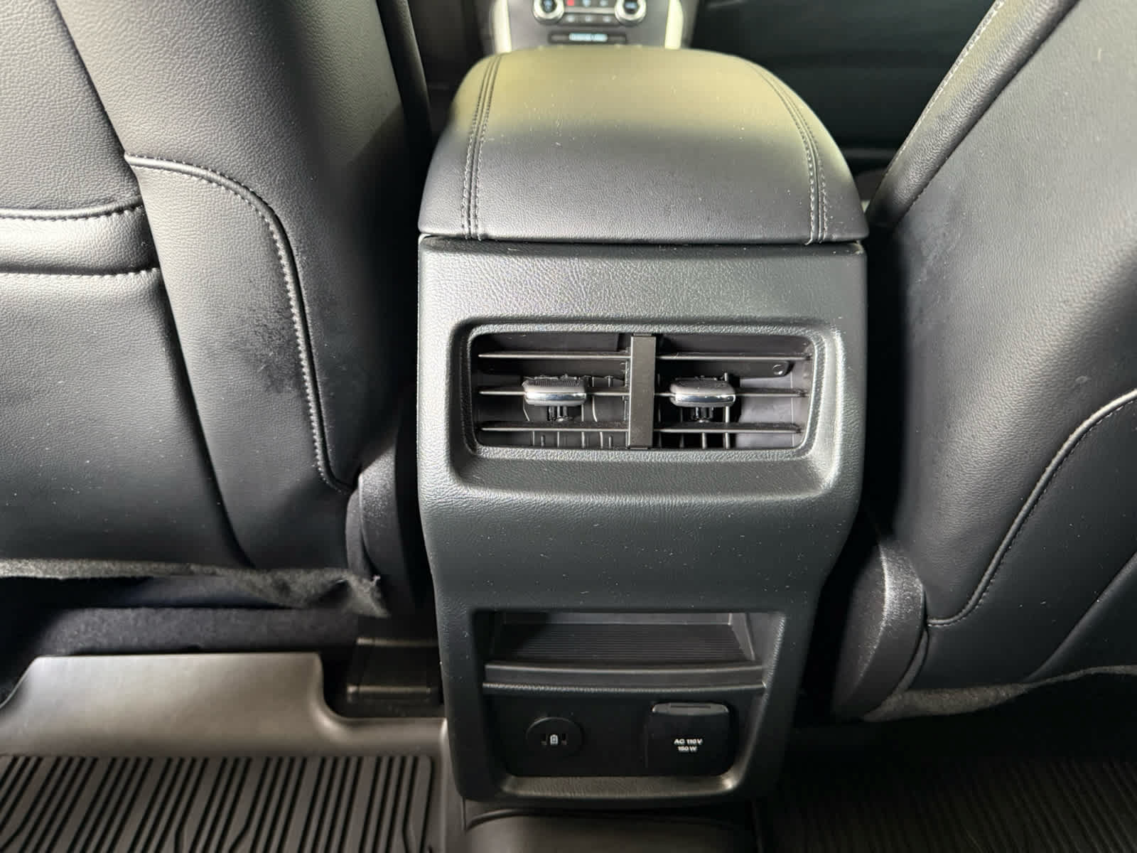 Certified 2024 Ford Edge SEL w/ Convenience Package AWD/4WD image 11