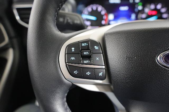 Certified 2024 Ford Explorer XLT w/ Equipment Group 202A AWD/4WD image 14