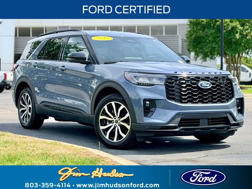 Certified 2025 Ford Explorer ST-Line w/ Premium Package RWD image 1