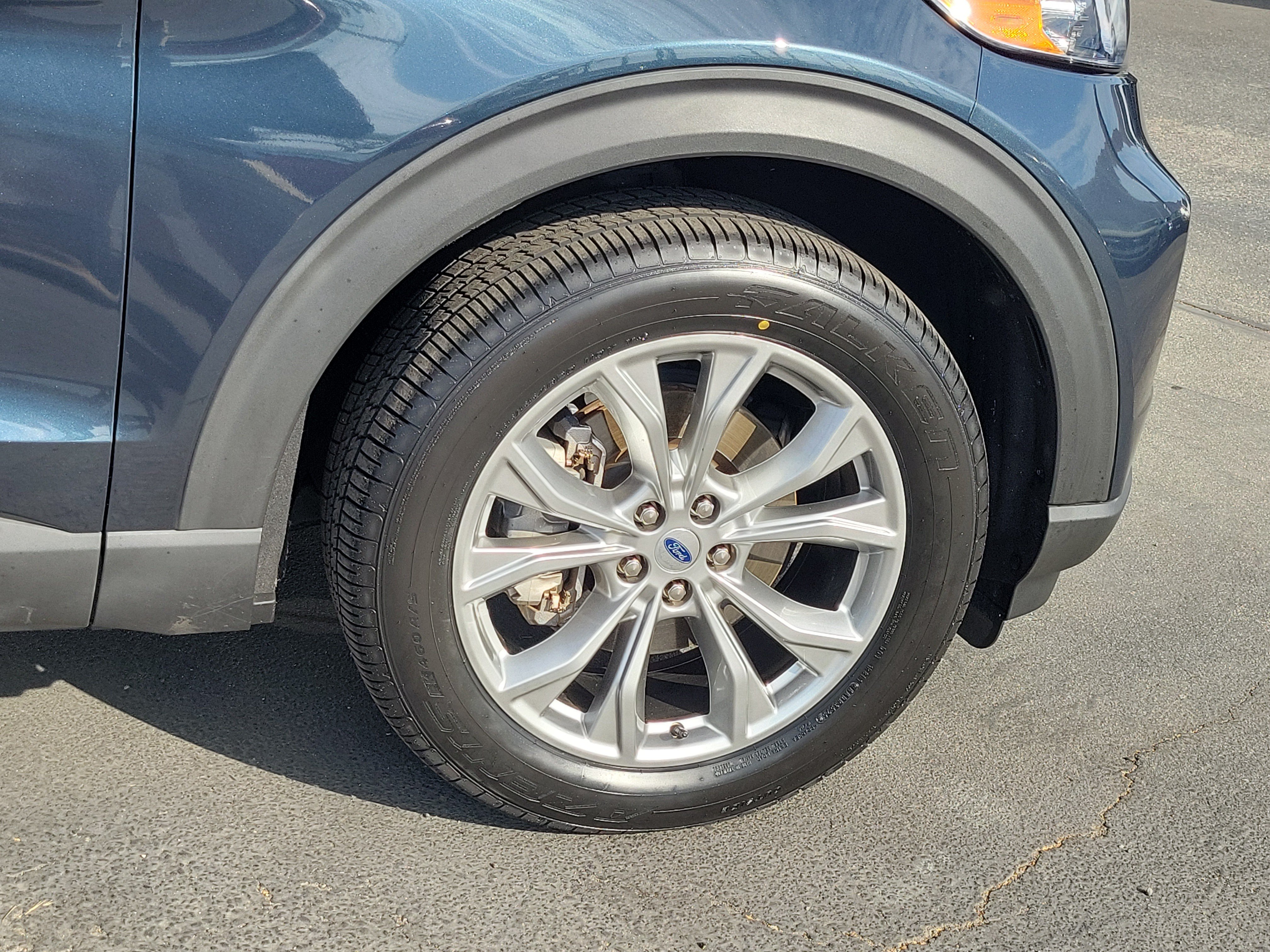 Certified 2023 Ford Explorer XLT w/ Equipment Group 202A RWD image 15
