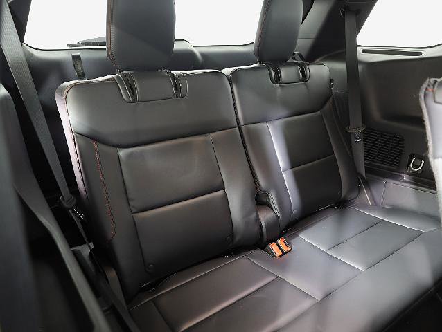 Certified 2025 Ford Explorer ST-Line w/ ST-Line Street Pack AWD/4WD image 11