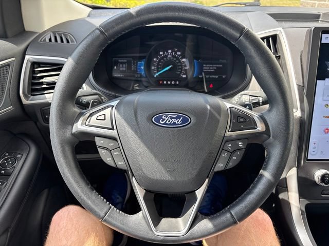 Certified 2024 Ford Edge SEL w/ Convenience Package AWD/4WD image 17