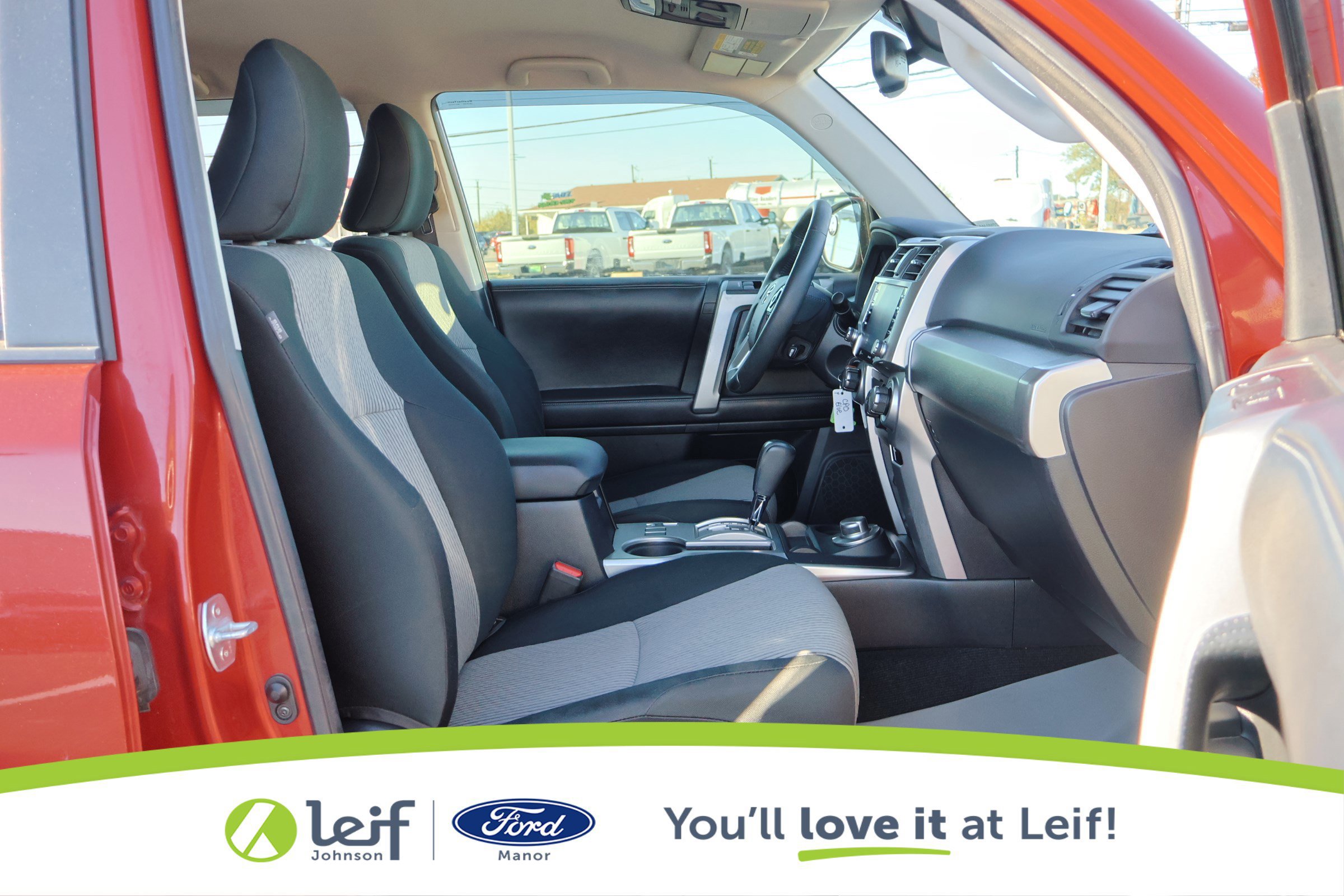 Used 2020 Toyota 4Runner SR5 image 41