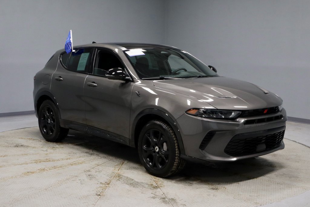 Used 2024 Dodge Hornet R/T Plus w/ R/T Blacktop Package image 7