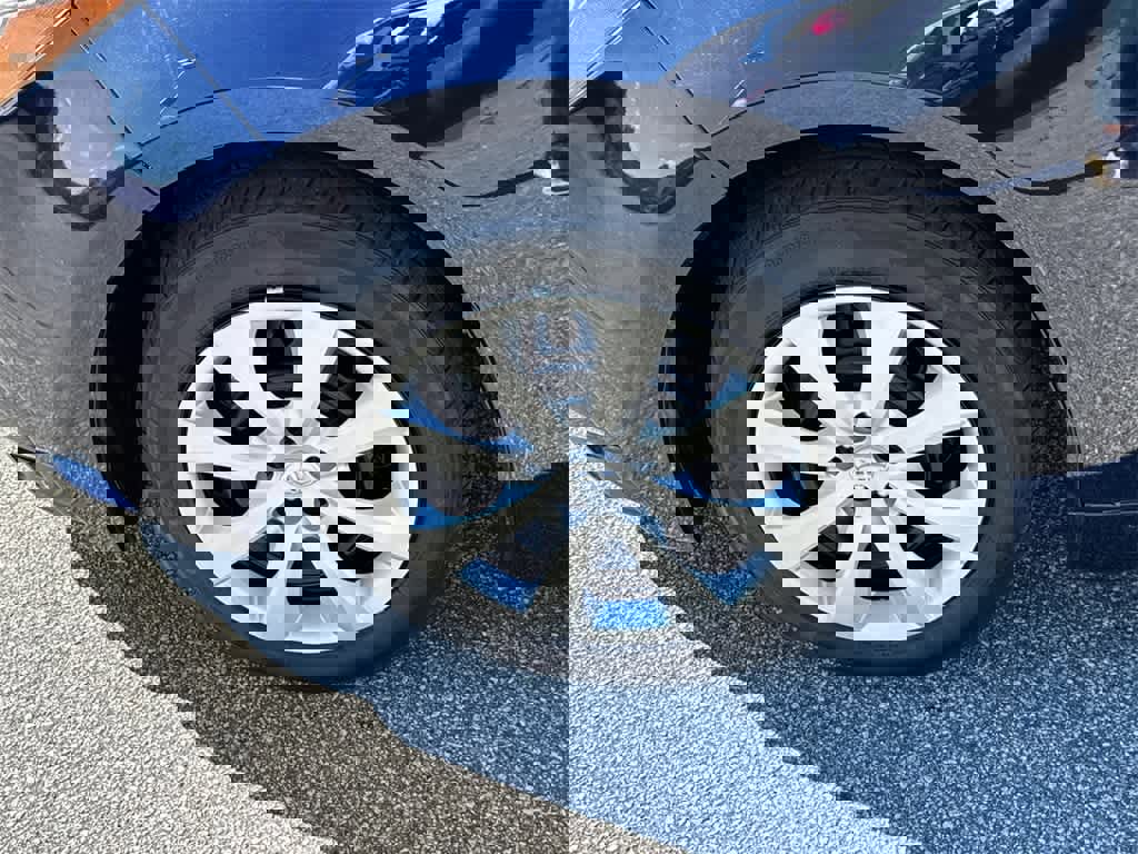 Used 2024 Toyota Corolla LE image 9