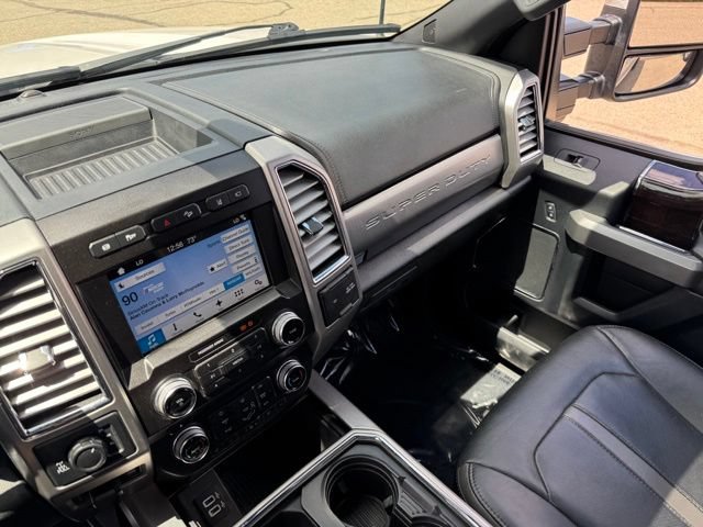Certified 2017 Ford F350 Platinum w/ Platinum Ultimate Package AWD/4WD image 31