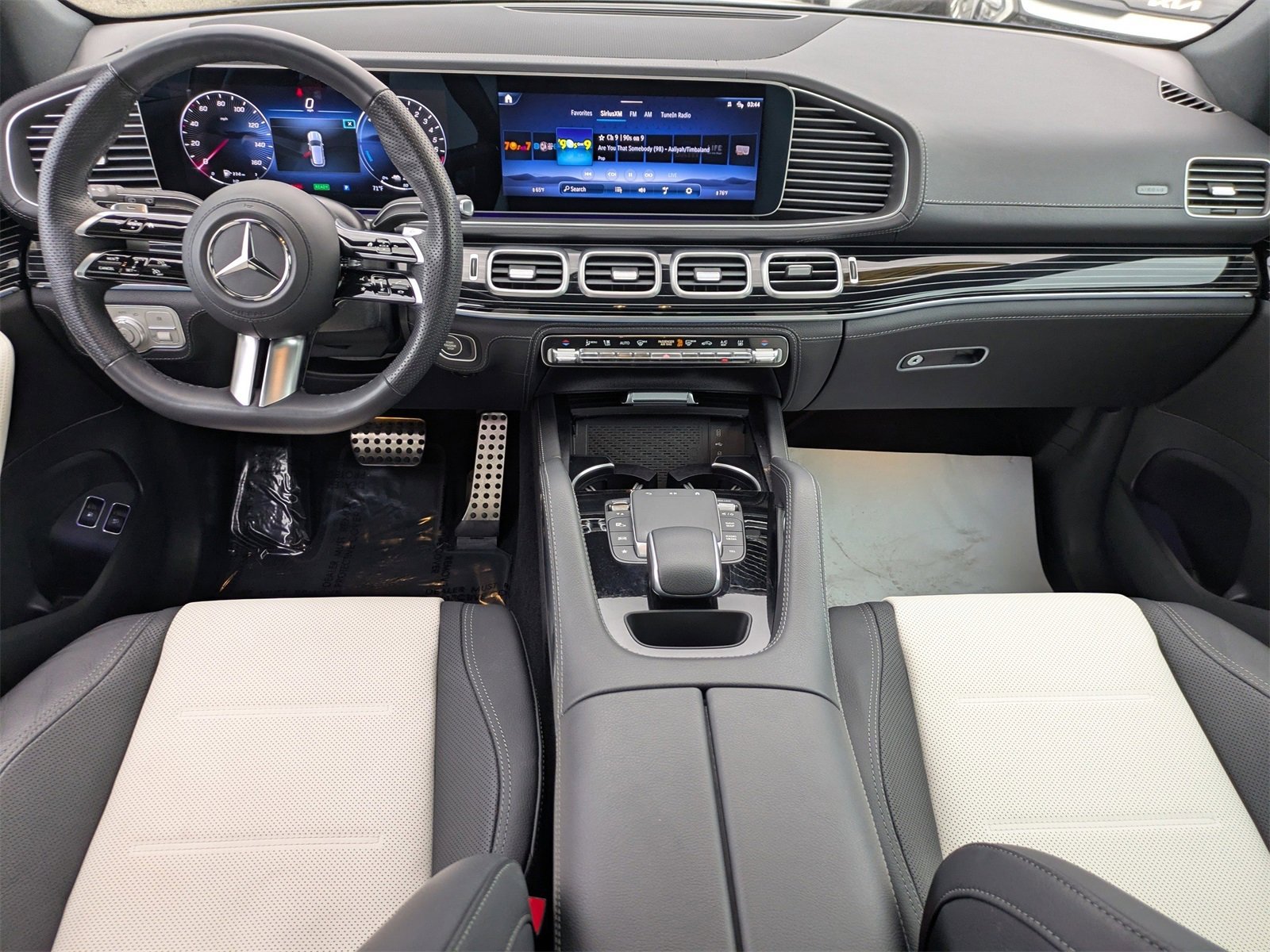 Used 2024 Mercedes-Benz GLE 450e 4MATIC image 17