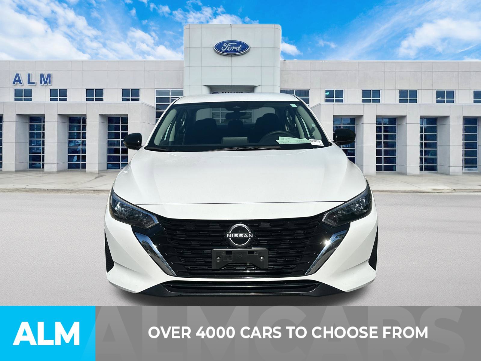 Used 2024 Nissan Sentra SV FWD image 2