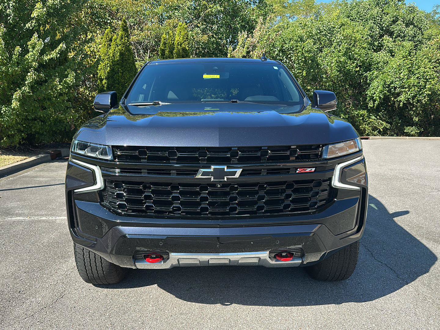 Used 2023 Chevrolet Tahoe Z71 w/ Luxury Package AWD/4WD image 9