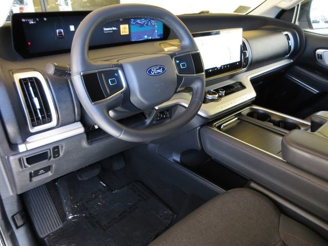 Certified 2025 Ford Expedition Max Active image 14