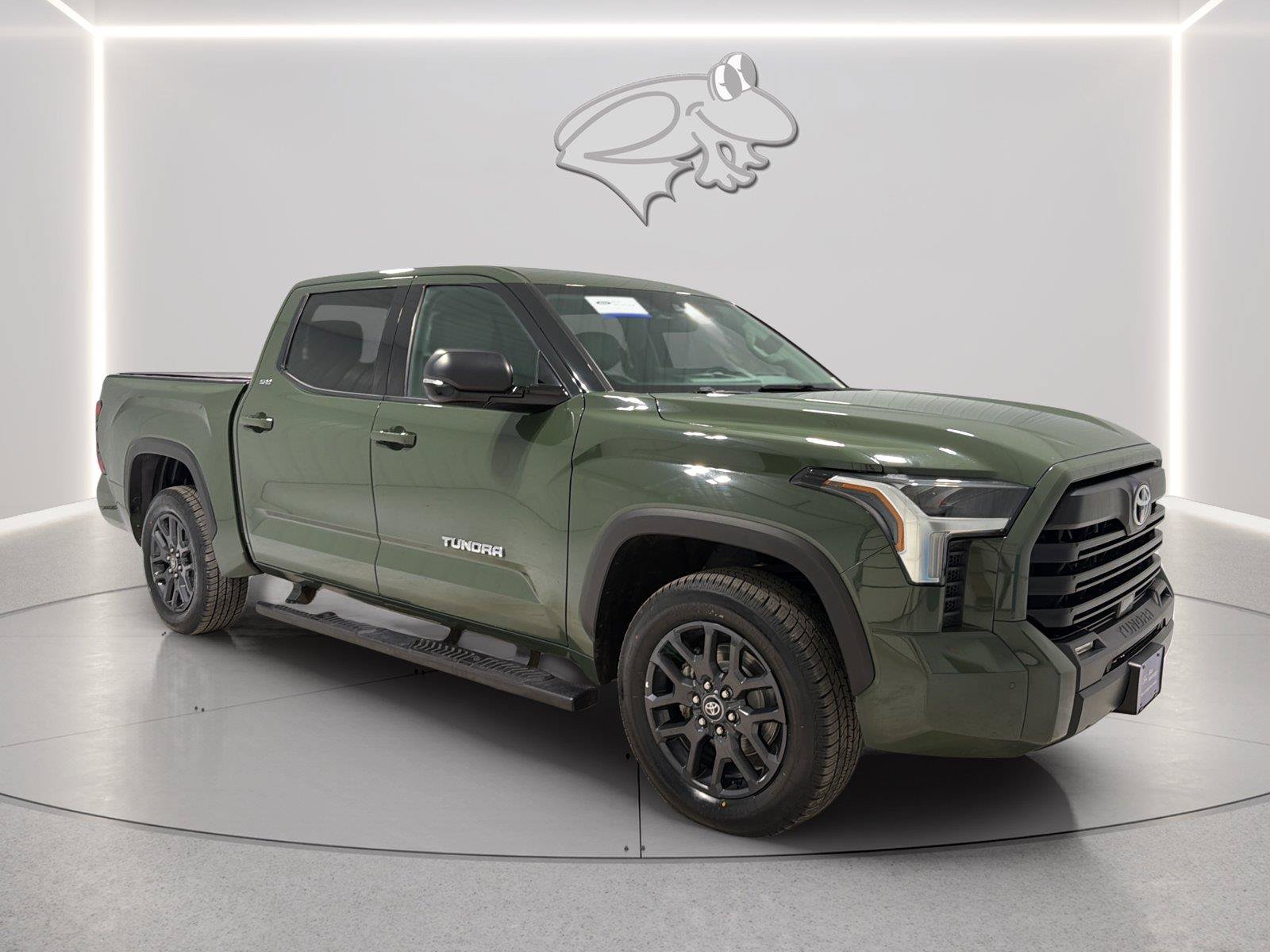 Used 2023 Toyota Tundra SR5 w/ SR5 Premium Package AWD/4WD image 7
