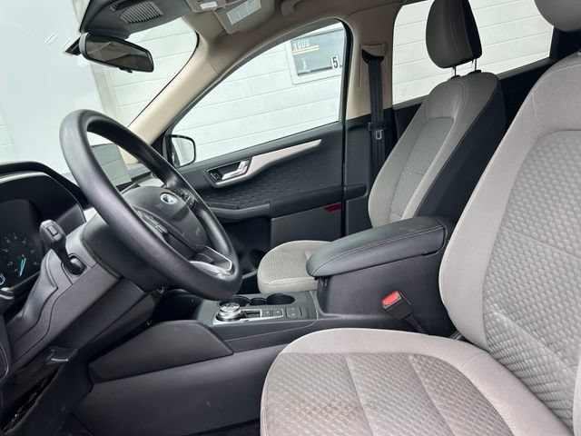 Certified 2020 Ford Escape SE FWD image 8