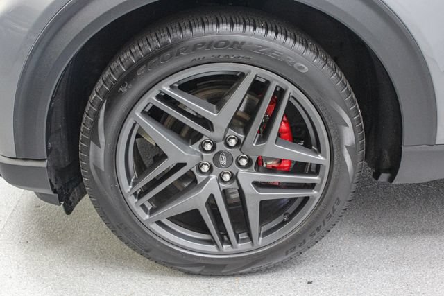 Certified 2025 Ford Explorer ST AWD/4WD image 11