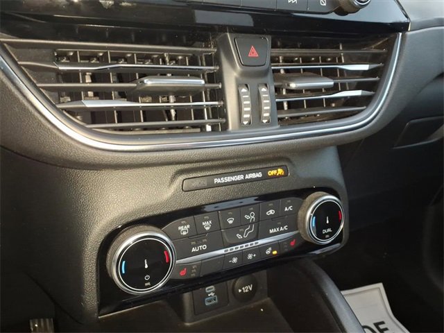 Certified 2022 Ford Escape Titanium image 21