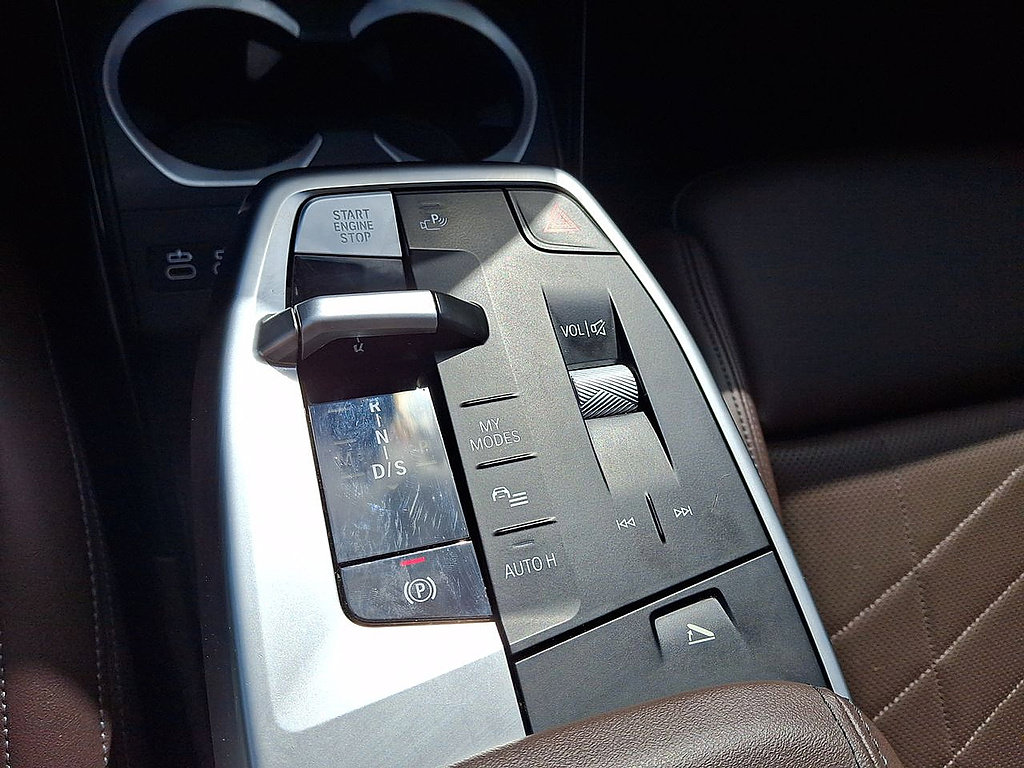Used 2025 BMW X1 M35i w/ Premium Package AWD/4WD image 12