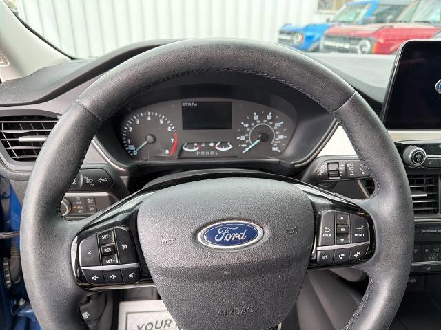 Certified 2022 Ford Escape SE w/ Cold Weather Package AWD/4WD image 9