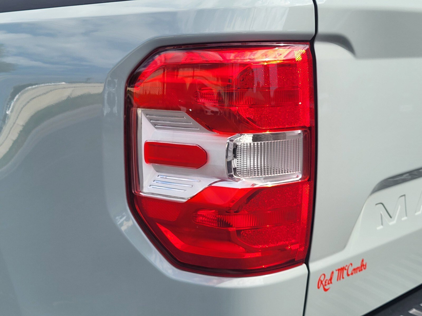 Certified 2022 Ford Maverick XL FWD image 10