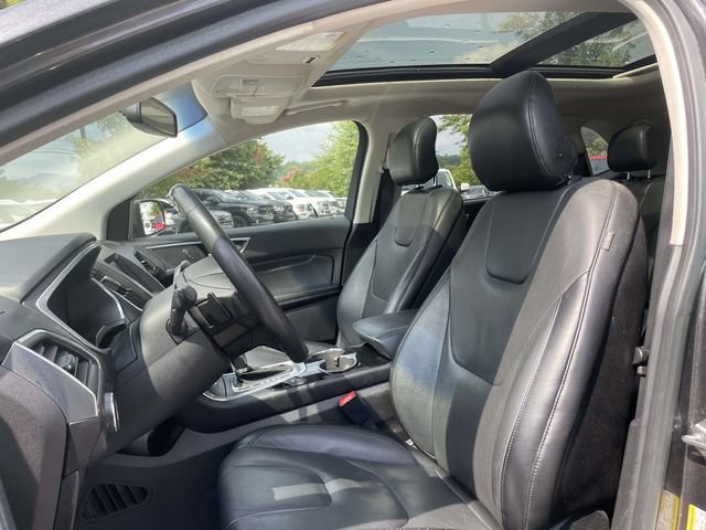 Certified 2017 Ford Edge Titanium w/ Equipment Group 301A AWD/4WD image 21