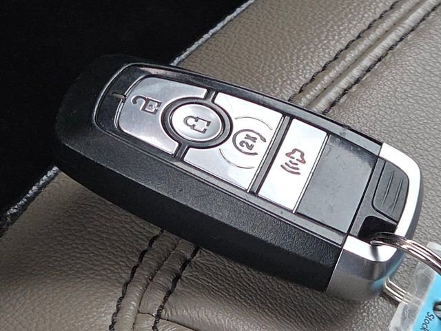 Certified 2022 Ford Bronco Wildtrak image 36