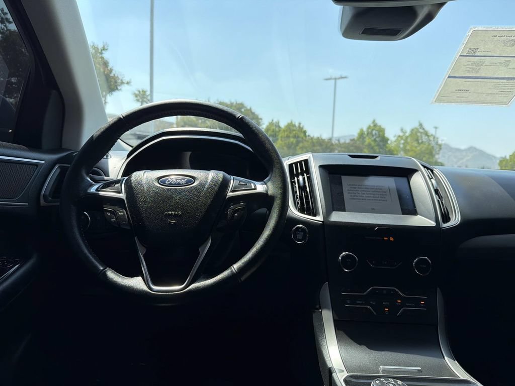 Certified 2020 Ford Edge SEL FWD image 11