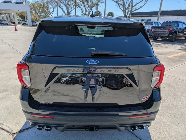 Certified 2021 Ford Explorer ST image 3