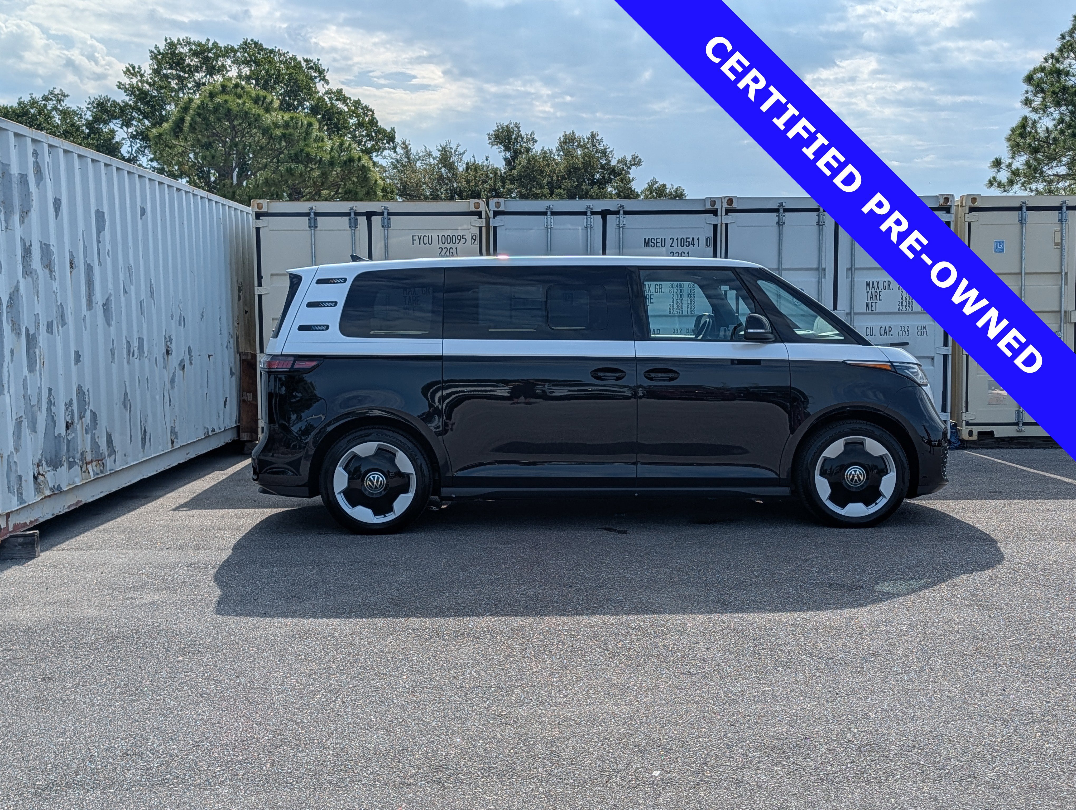 Used 2025 Volkswagen ID. Buzz Pro S RWD video 3