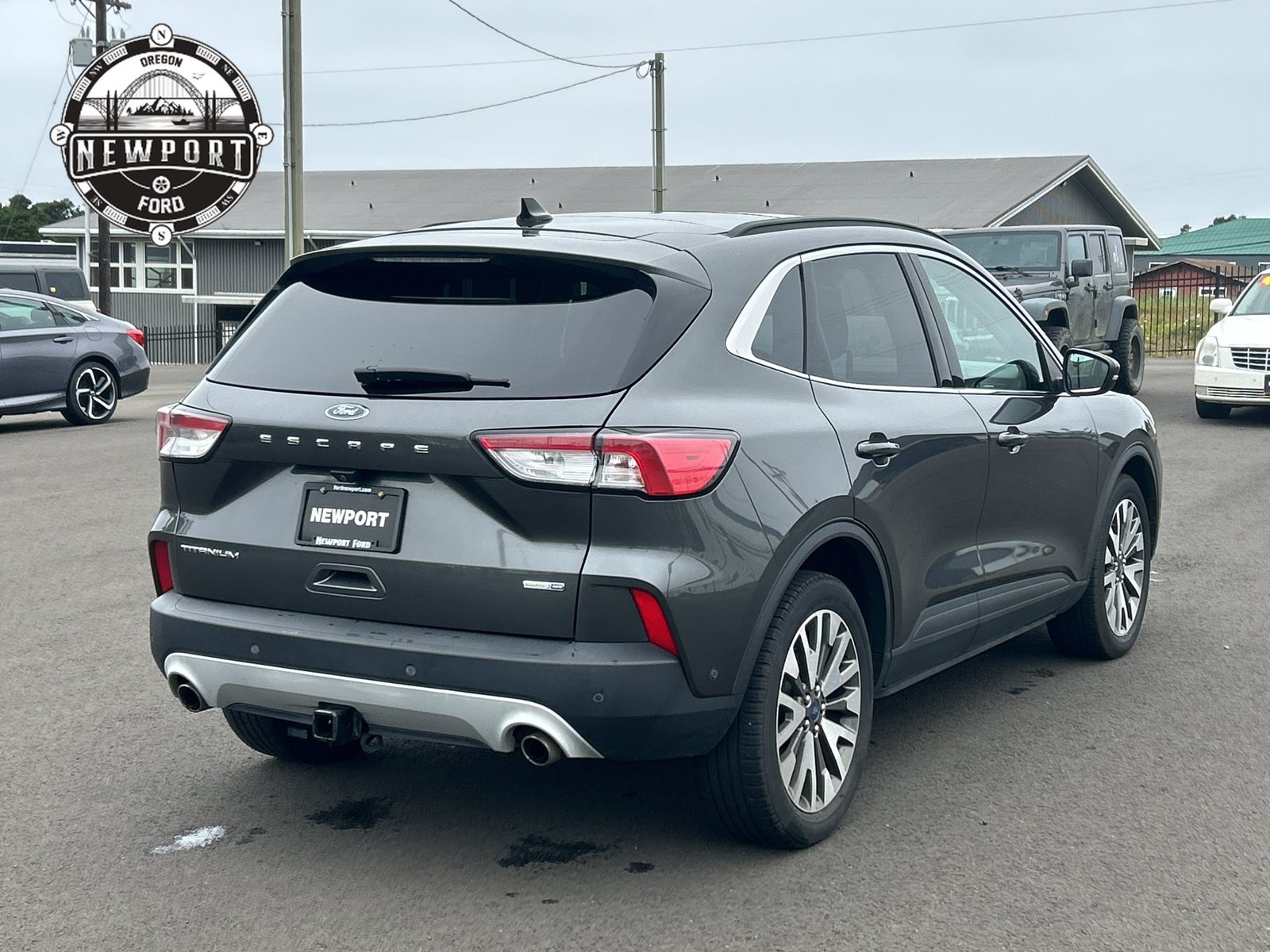 Certified 2020 Ford Escape Titanium AWD/4WD image 9