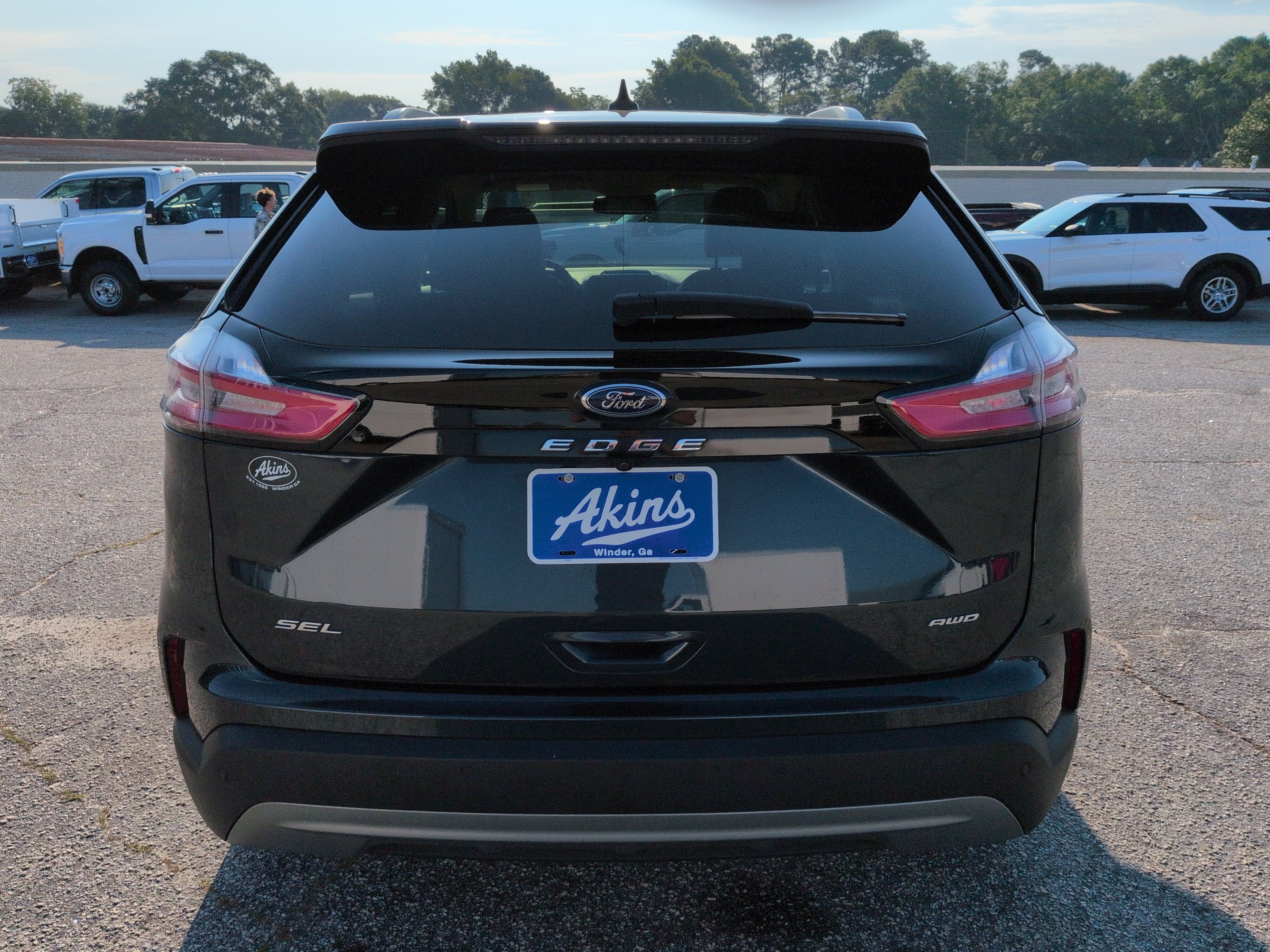 Certified 2024 Ford Edge SEL w/ Convenience Package AWD/4WD image 4