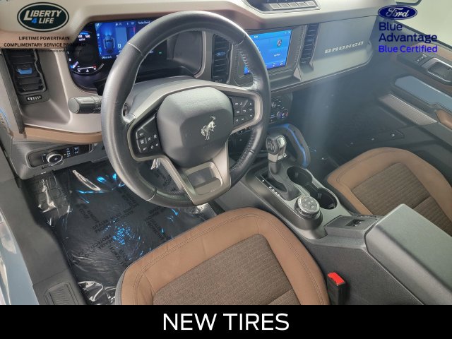 Certified 2023 Ford Bronco Outer Banks w/ Sasquatch Package AWD/4WD image 13