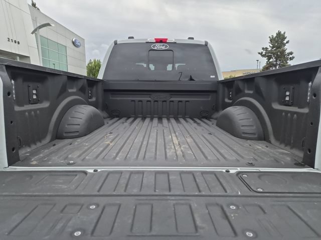 Certified 2025 Ford F350 Platinum w/ Tremor Off-Road Package AWD/4WD image 23