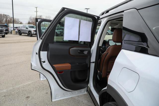 Certified 2025 Ford Bronco Sport Outer Banks w/ Outer Banks Tech Package+ AWD/4WD image 24