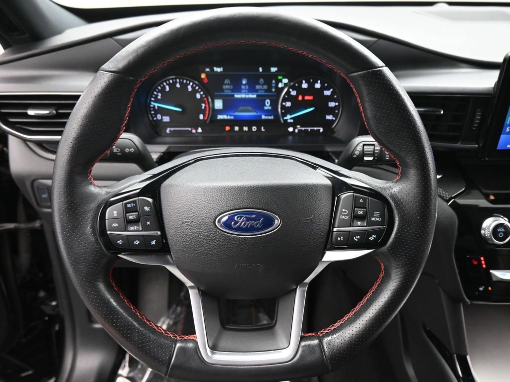 Certified 2022 Ford Explorer ST-Line w/ Class IV Trailer Tow Package image 12