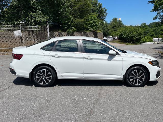 Used 2024 Volkswagen Jetta S FWD image 2