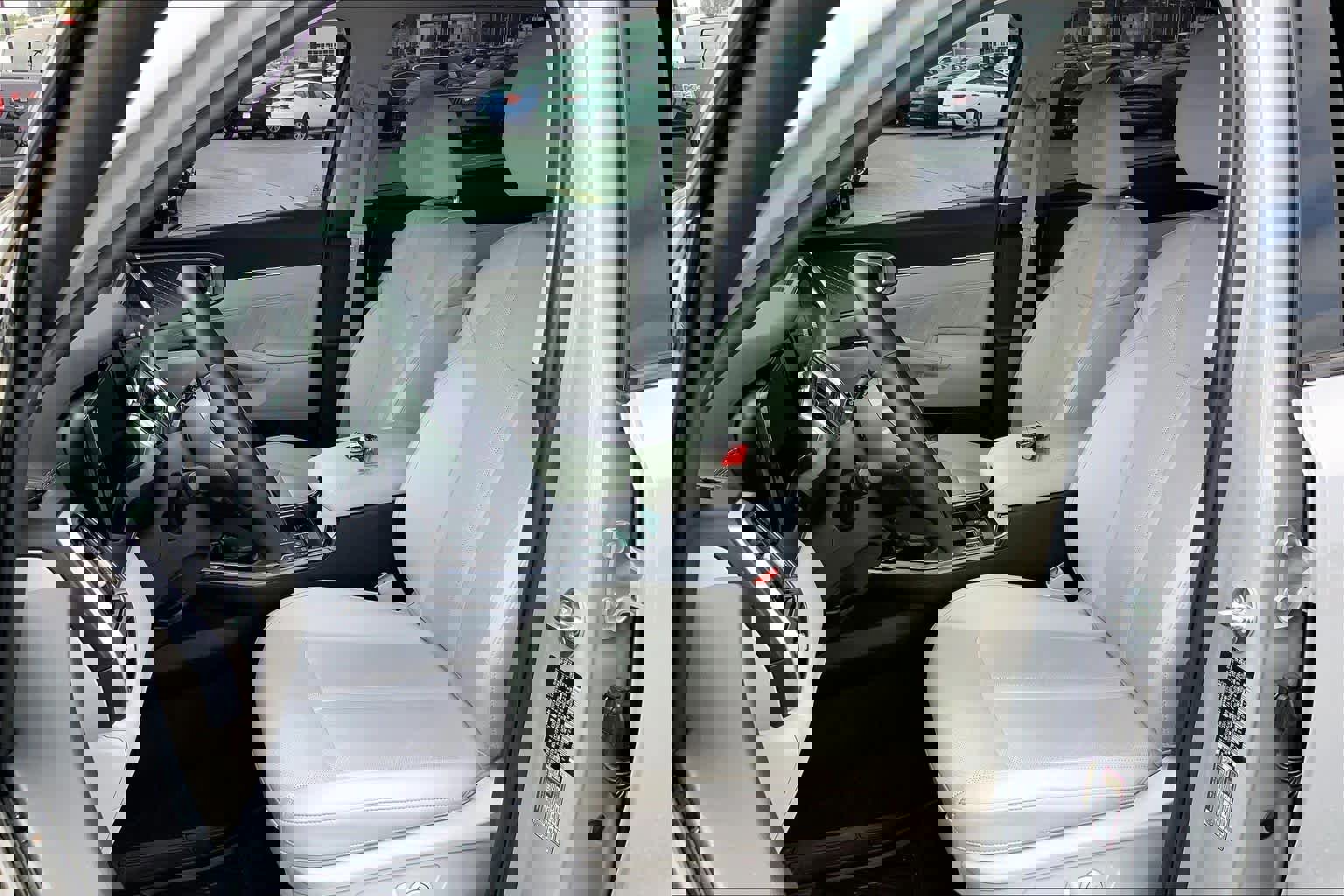 Used 2023 Kia Sorento SX image 10