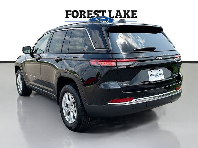 Used 2023 Jeep Grand Cherokee Limited w/ Trailer Tow Prep Group (B) AWD/4WD image 5