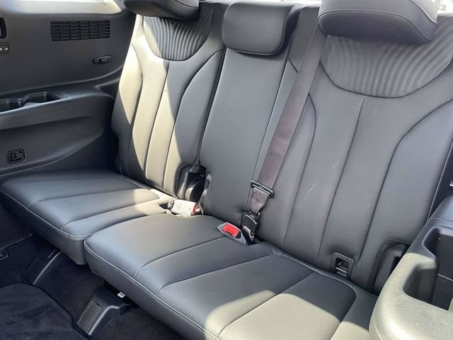 Used 2024 Hyundai Palisade Calligraphy FWD image 6