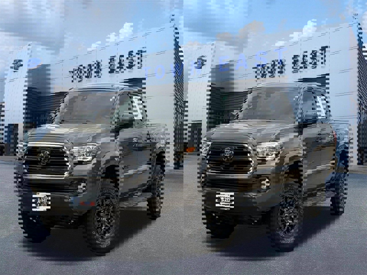 Used 2018 Toyota Tacoma SR5