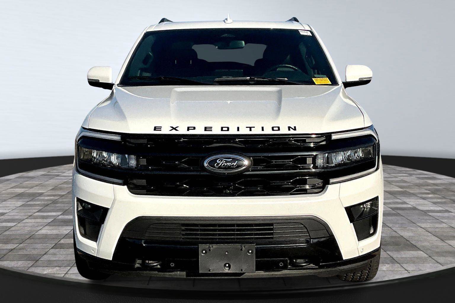 Certified 2022 Ford Expedition Max Limited image 3