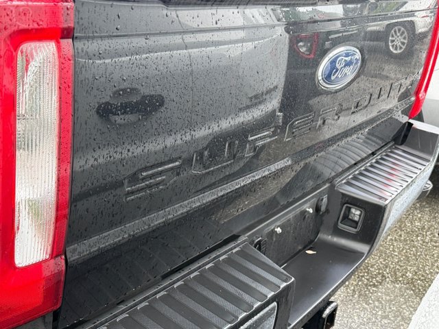 Certified 2025 Ford F250 XLT AWD/4WD image 11