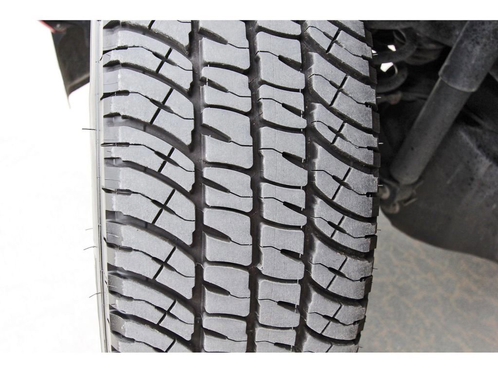 Certified 2023 Ford F250 Lariat w/ Sport Appearance Package AWD/4WD image 31