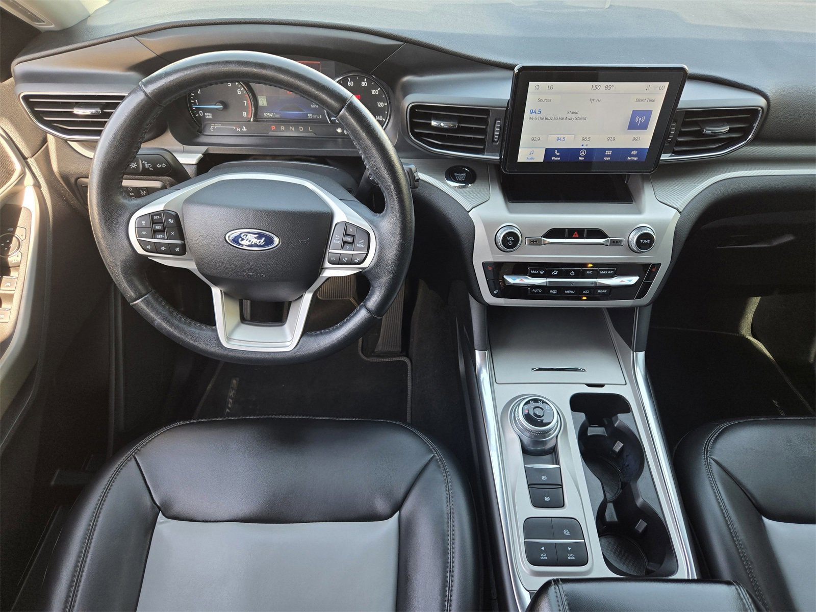 Certified 2022 Ford Explorer XLT w/ Equipment Group 202A image 26