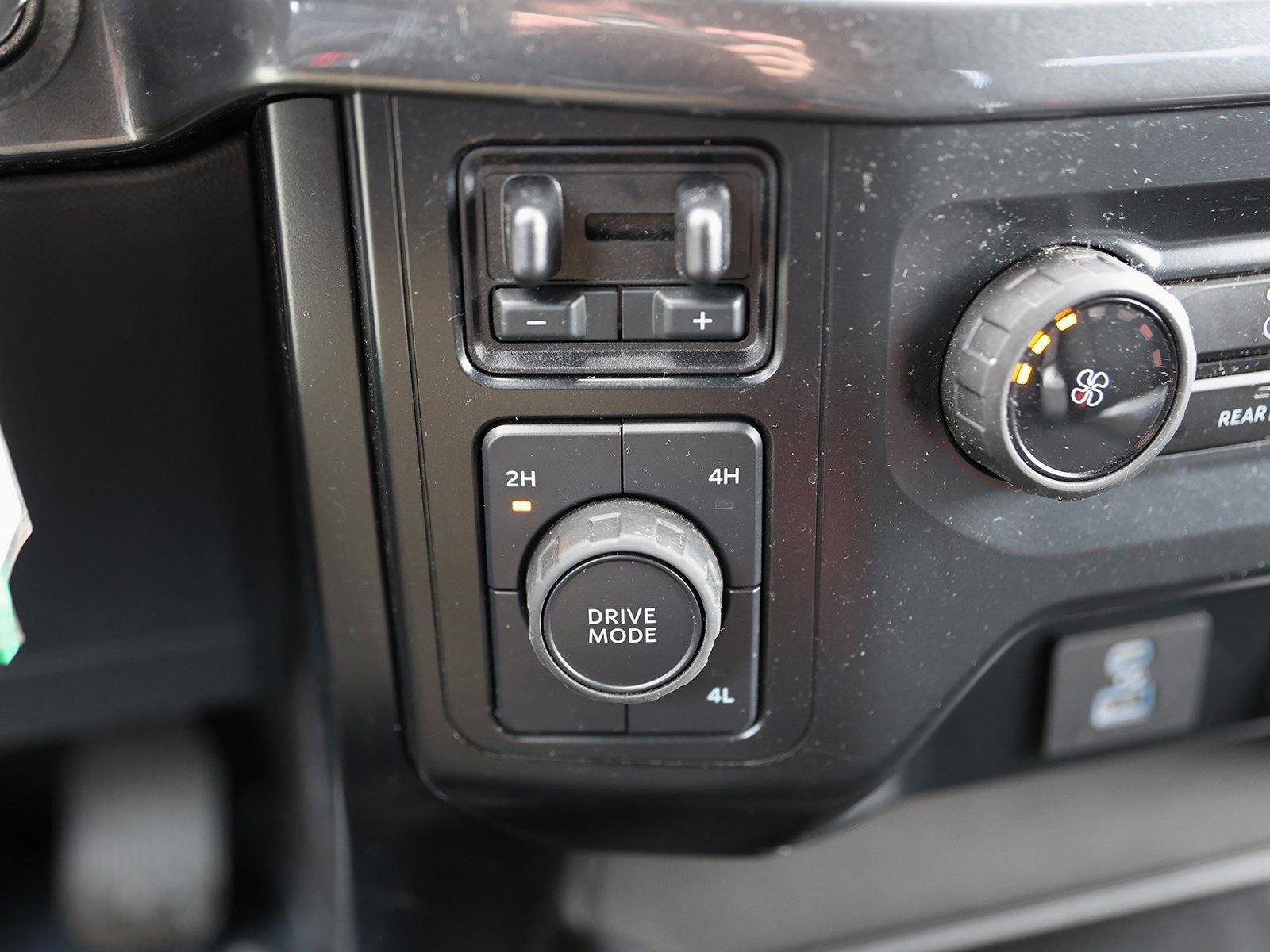 Certified 2023 Ford F150 XL w/ STX Black Appearance Package image 28